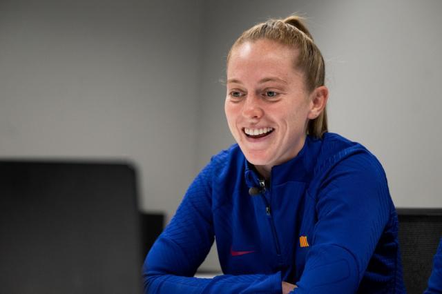 九游官方娱乐-巴萨女足英国双星：享受西班牙的足球 女足在变好